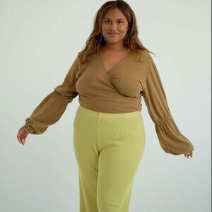 NWT Selva Negra Diana Long Sleeve Cropped Wrap Top | Tan (Neutrals) | Size Large